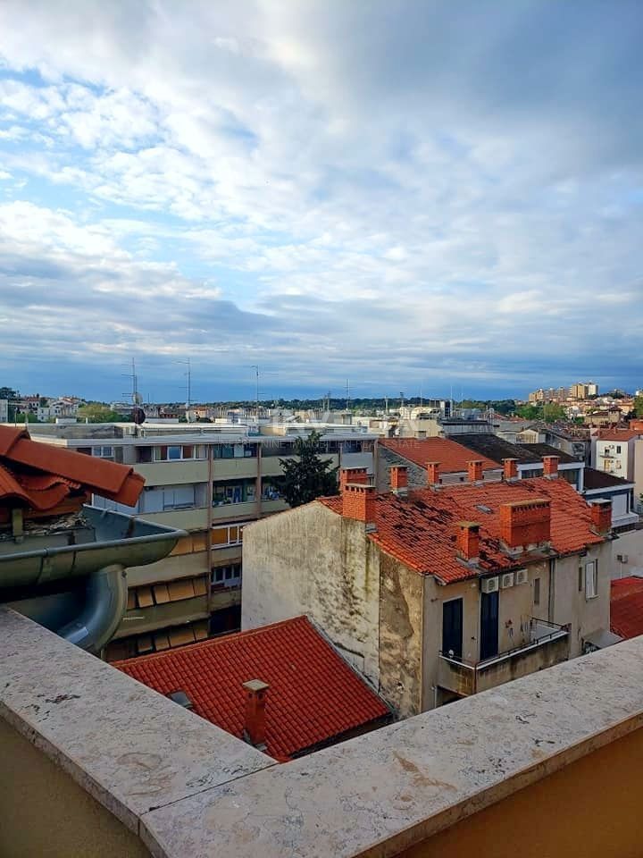 Pola centro, spazioso appartamento quadrilocale in ottima posizione, 122 m2