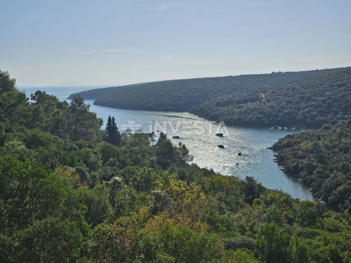 Krnički Porat, foresta a 200 m dal mare e 40 m dalla zona urbanizzata