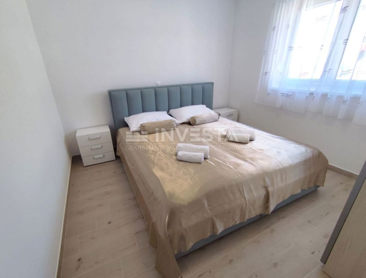 Appartamento con due camere al secondo piano con vista mare!