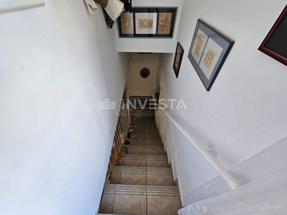 Barbariga, casa a schiera con vista mare