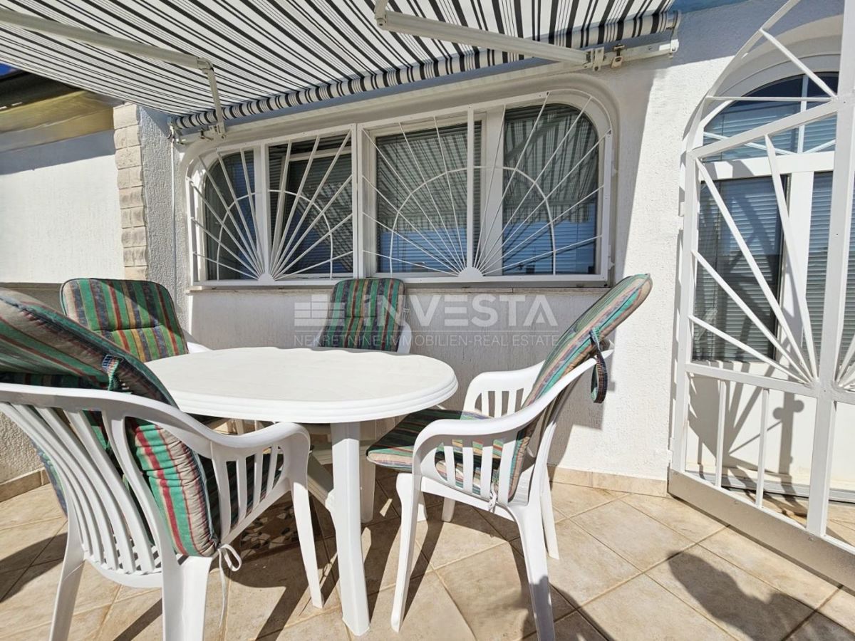 Barbariga, casa a schiera con vista mare