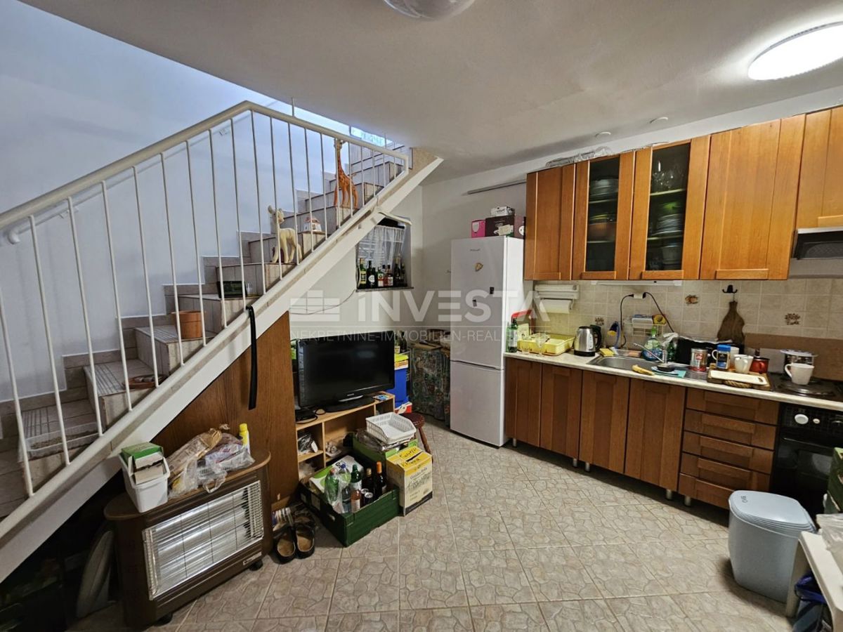 Barbariga, casa a schiera con vista mare