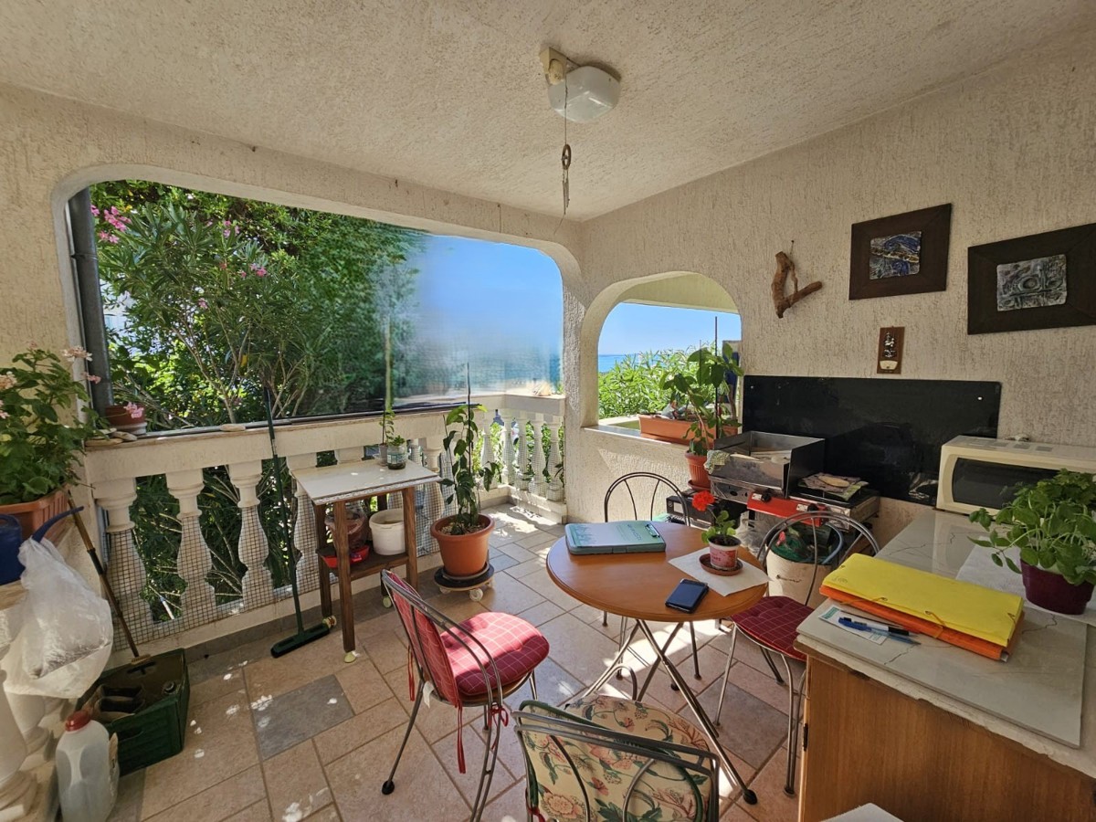 Barbariga, casa a schiera con vista mare