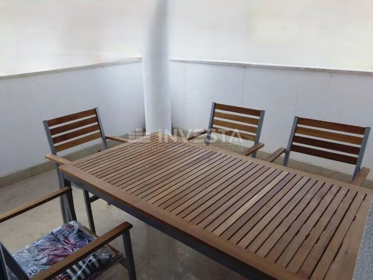 Fasana, Valbandone, casa con piscina