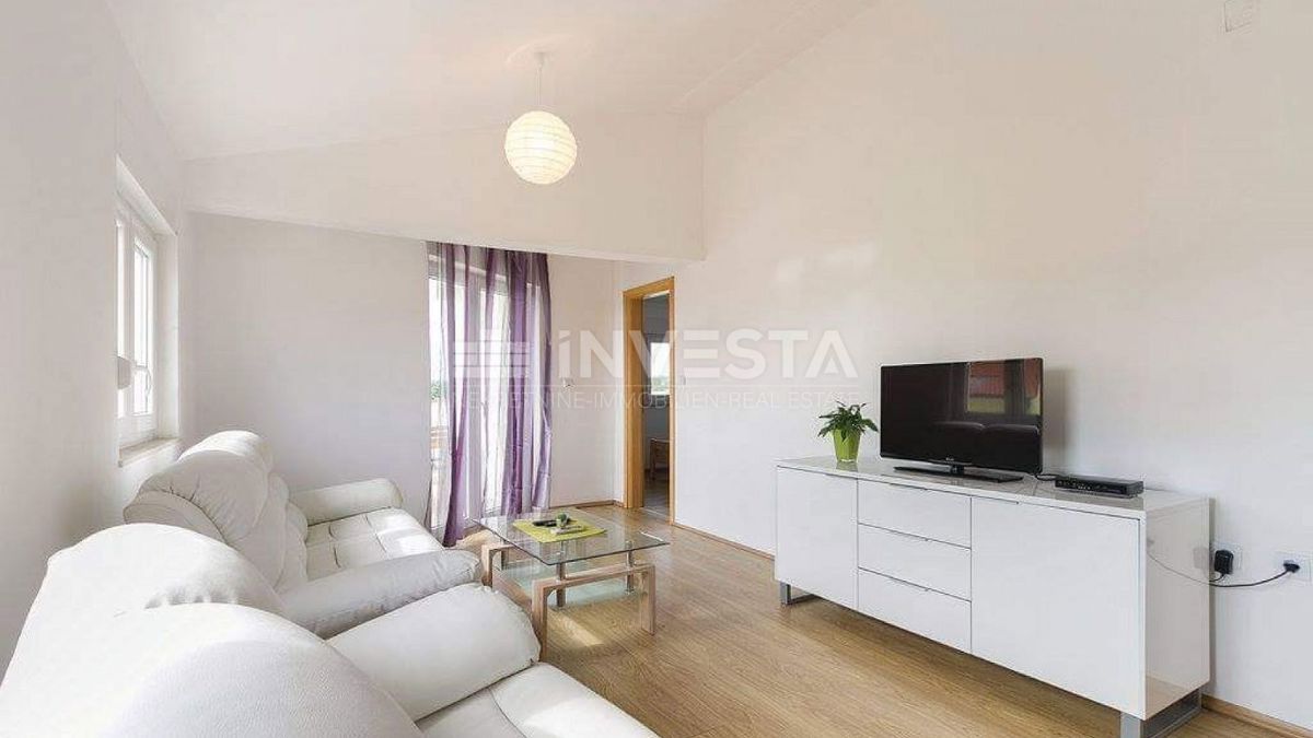 Fasana, Valbandone, casa con piscina