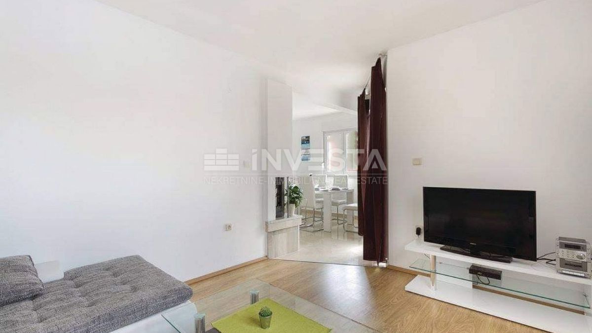 Fasana, Valbandone, casa con piscina