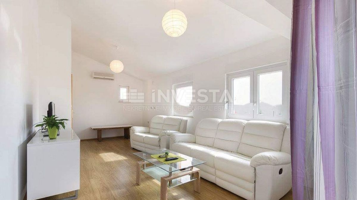 Fasana, Valbandone, casa con piscina