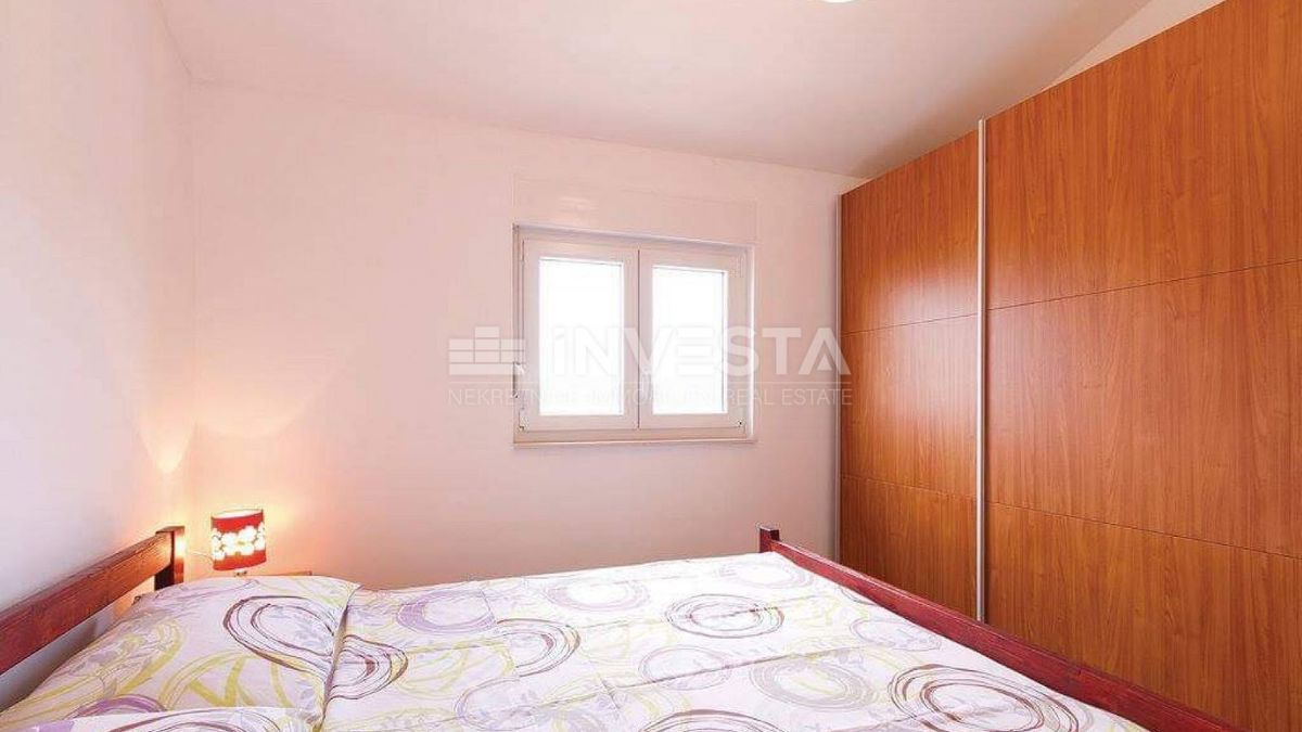 Fasana, Valbandone, casa con piscina