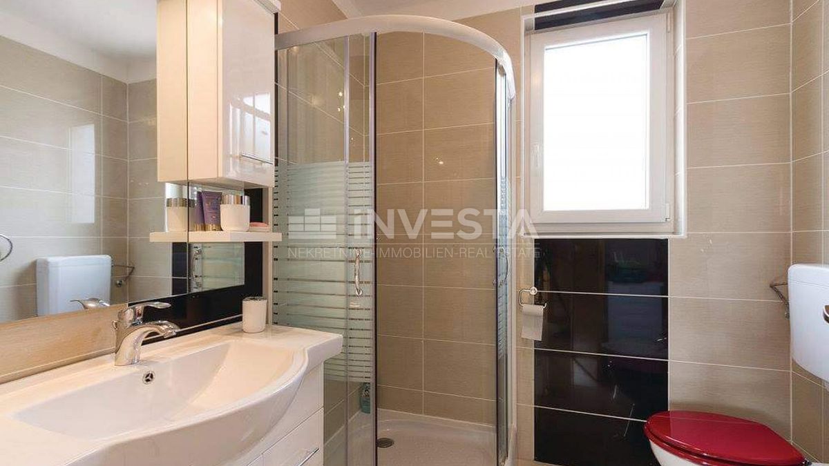 Fasana, Valbandone, casa con piscina