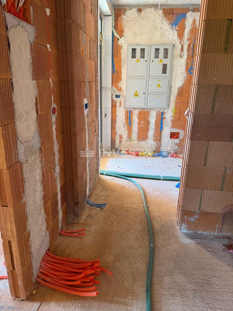 Appartamento al piano terra in una nuova costruzione - zona di Rovigno