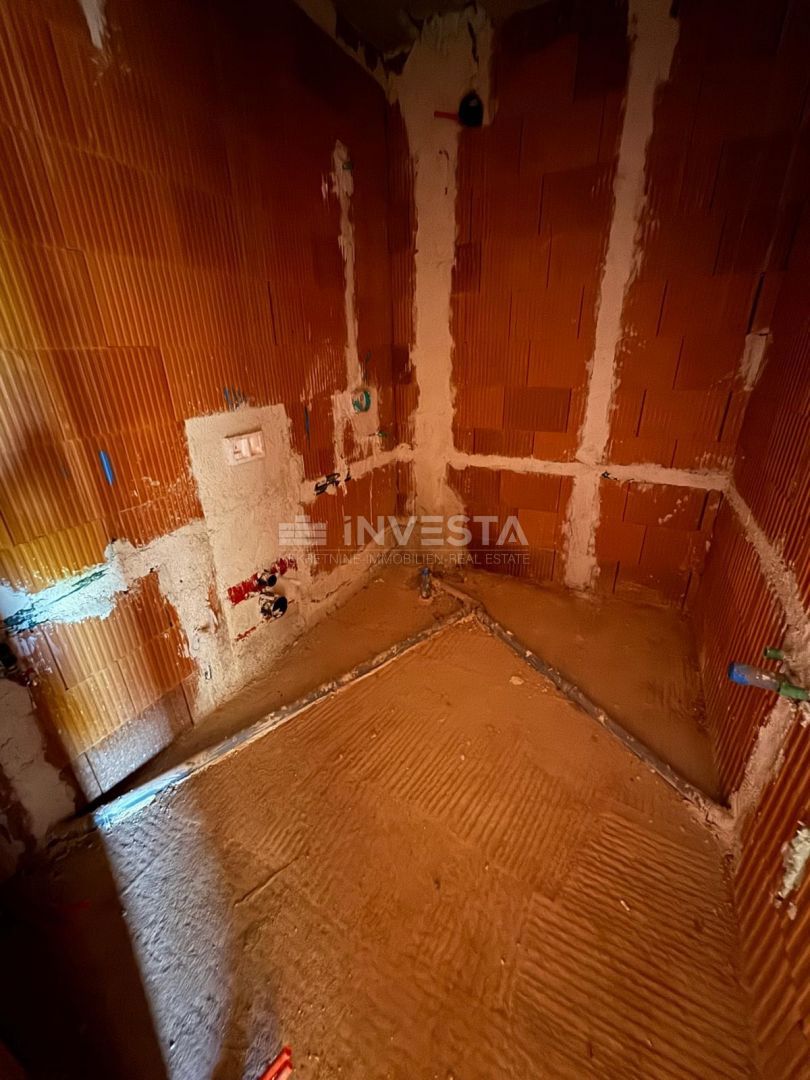 Appartamento al piano terra in una nuova costruzione - zona di Rovigno