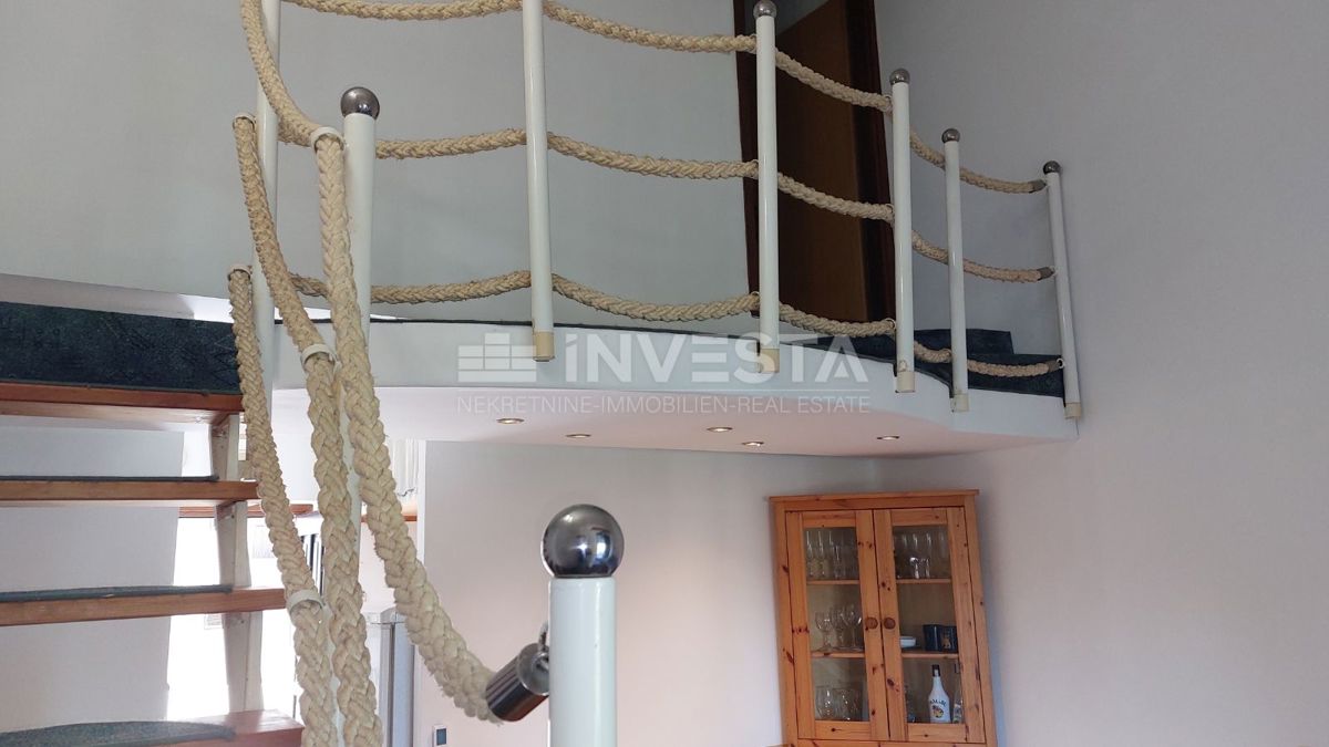 Appartamento duplex a Červar Port