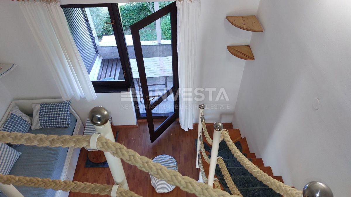 Appartamento duplex a Červar Port