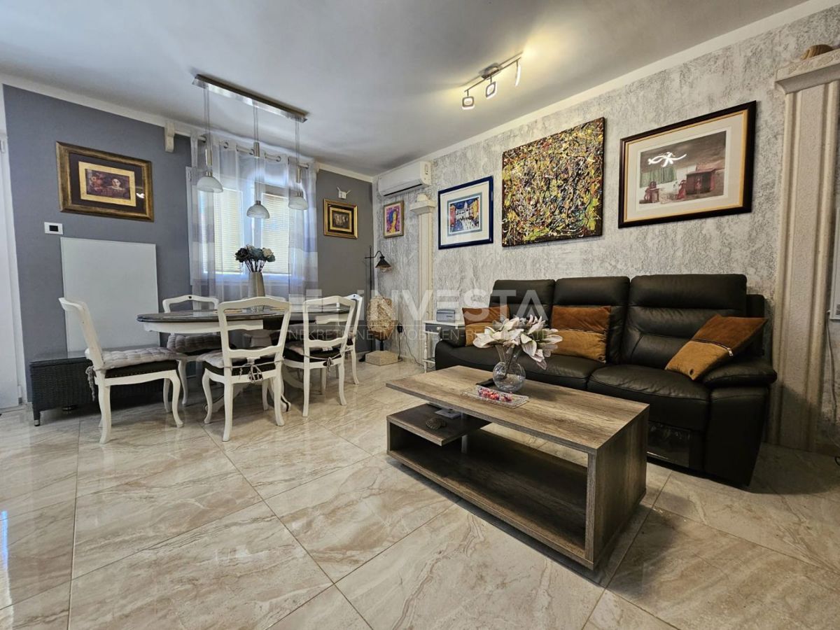 Fažana, appartamento al piano terra con giardino, vicino al centro e alle spiagge