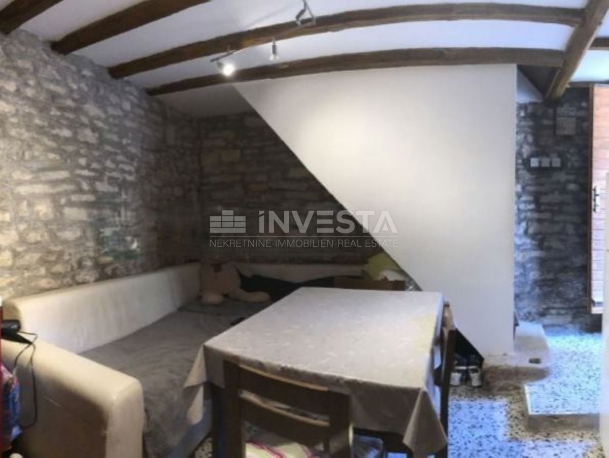 Bale, una casa in pietra autentica, ideale per vivere e investire