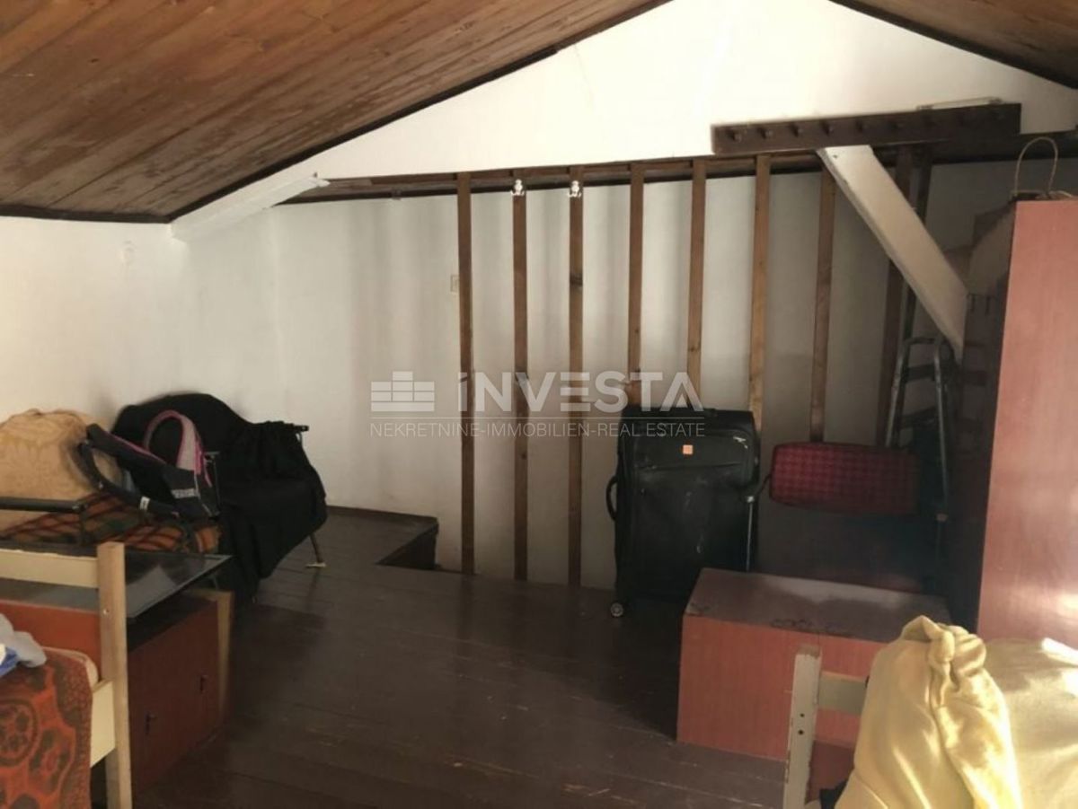 Bale, una casa in pietra autentica, ideale per vivere e investire