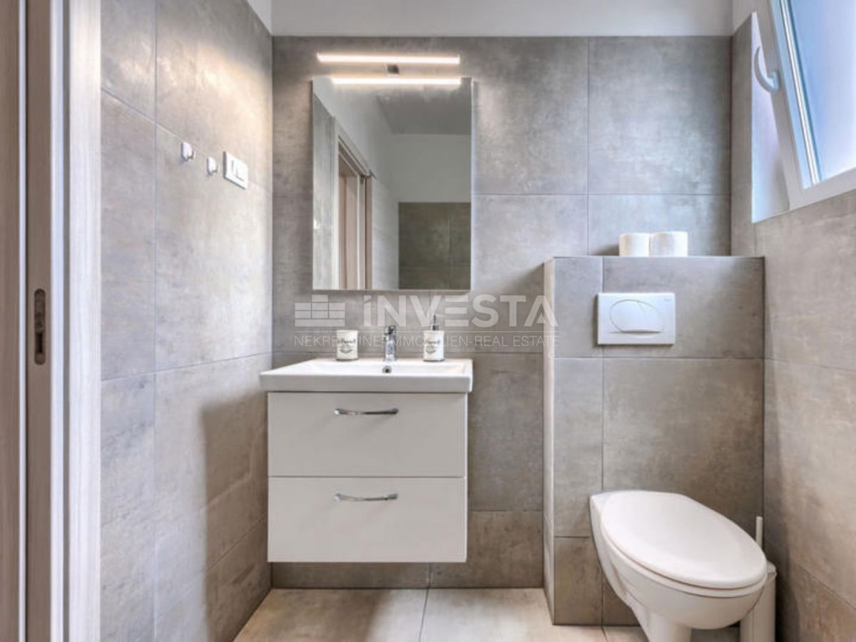 Dignano, villa indipendente al piano terra con piscina, nuova costruzione