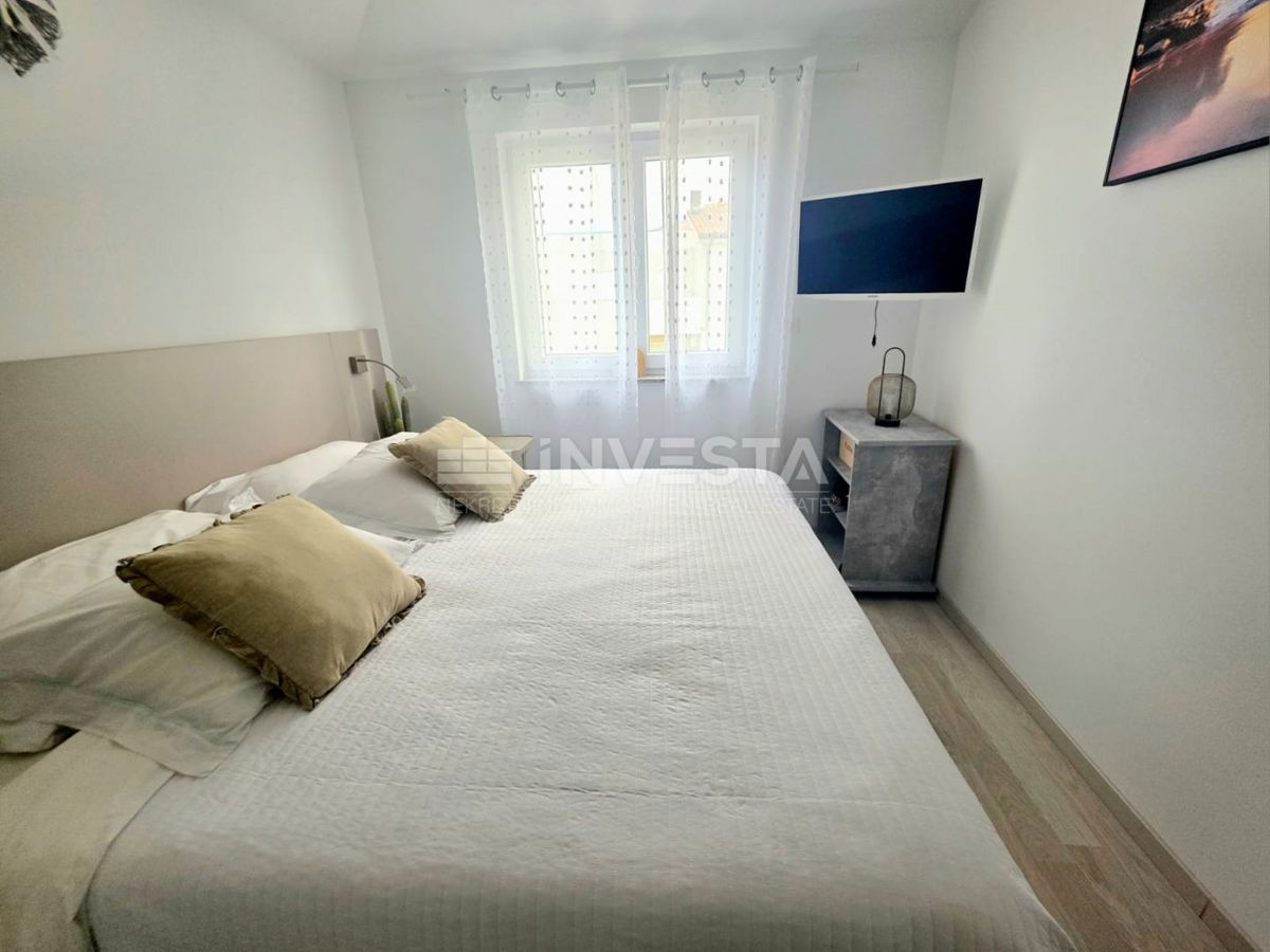 Peroj, appartamento ben attrezzato con vista mare, a 1 km dalla spiaggia