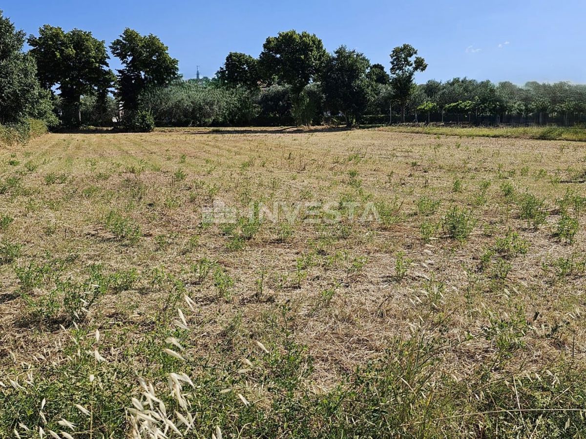 Dignano, terreno edificabile attraente 1056 m²