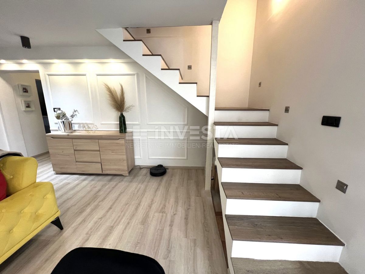 Pola, Veli Vrh, appartamento con tre camere di 114 m²