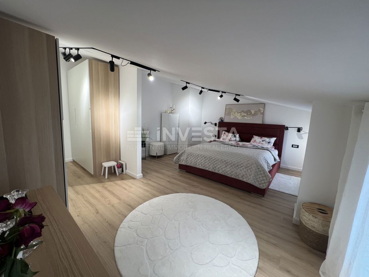 Pola, Veli Vrh, appartamento con tre camere di 114 m²