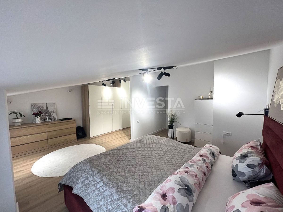 Pola, Veli Vrh, appartamento con tre camere di 114 m²