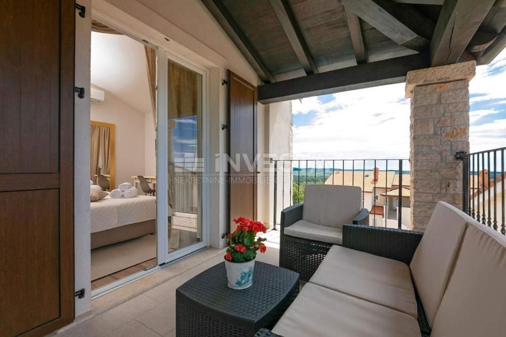 Villa di design con vista mare