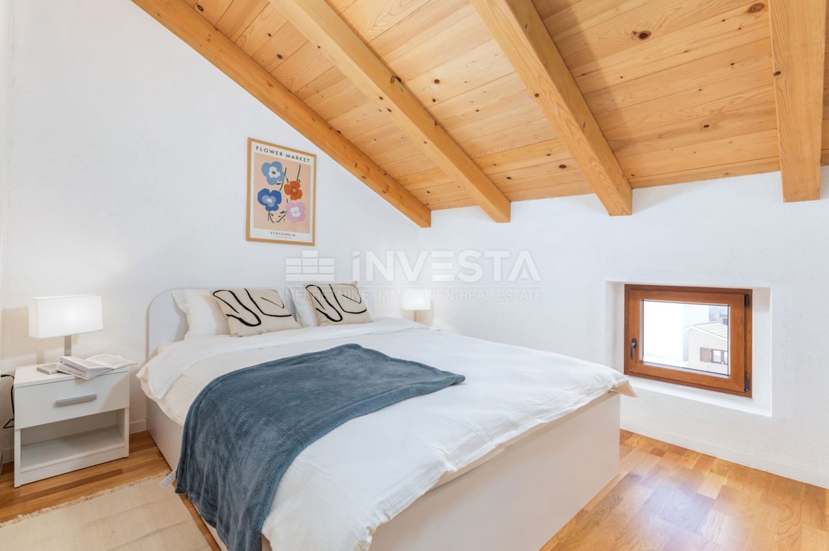 Istria, Šišan - Casa Istriana con 3 Unità Abitative