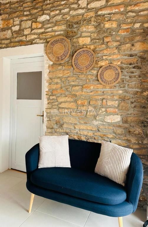 Istria, Šišan - Casa Istriana con 3 Unità Abitative