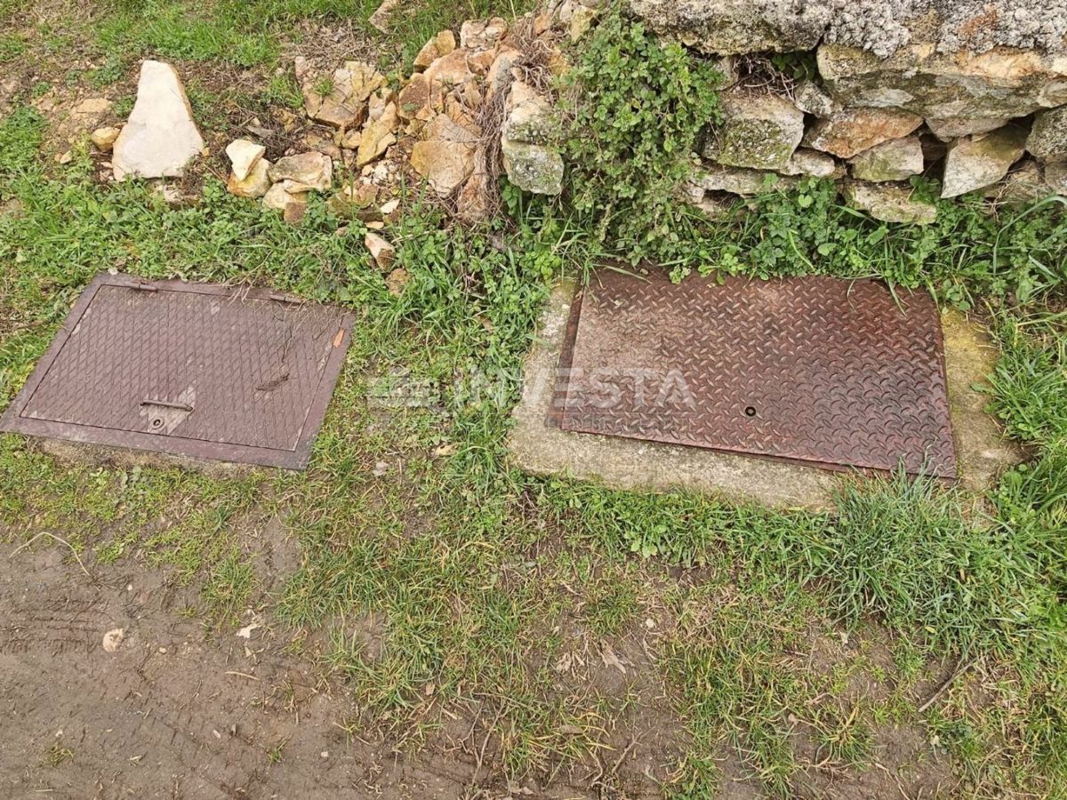 Pola, Veli Vrh, terreno edificabile 2907 m²