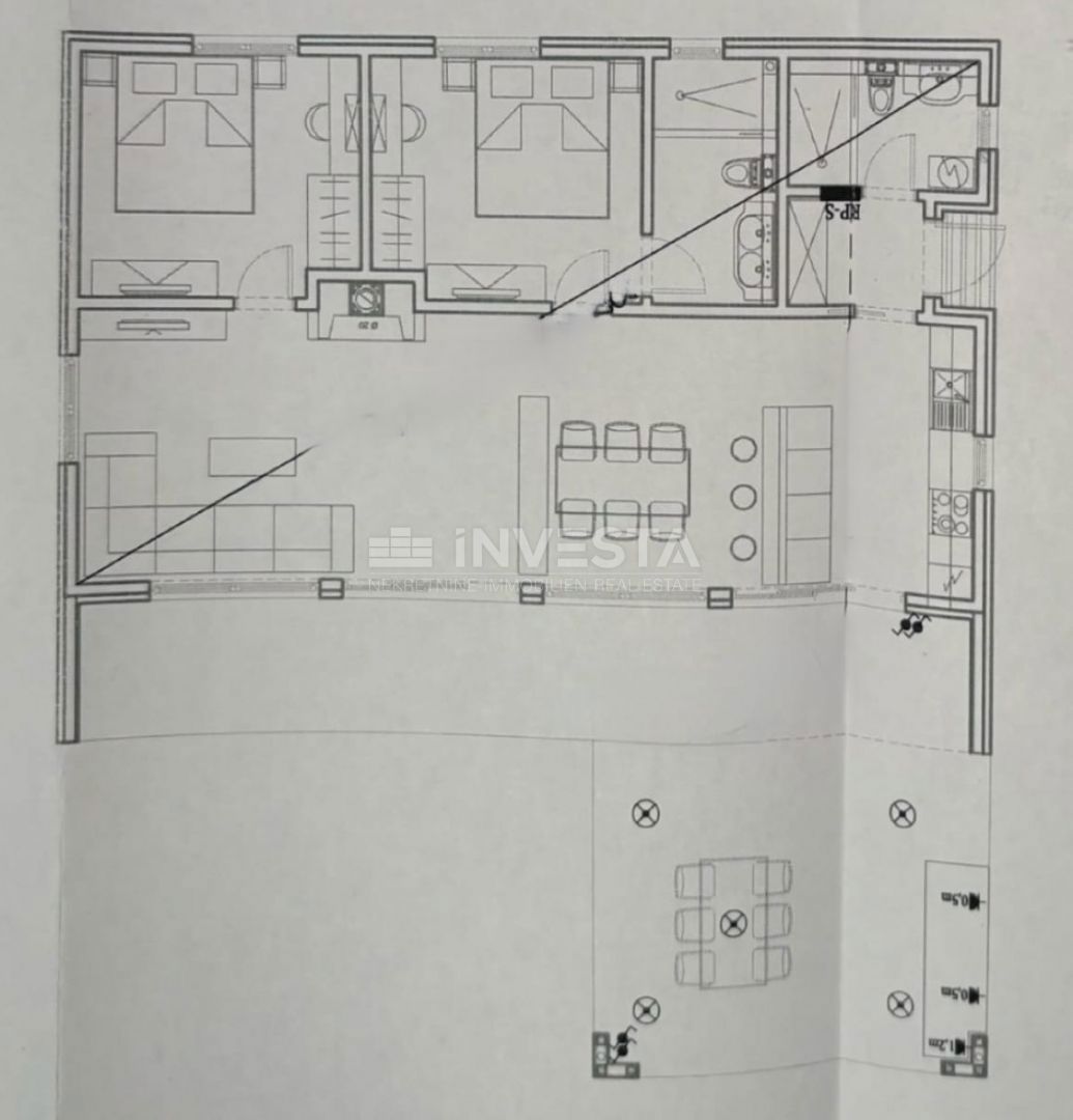 Dintorni di Dignano, villa moderna con piscina, posizione tranquilla