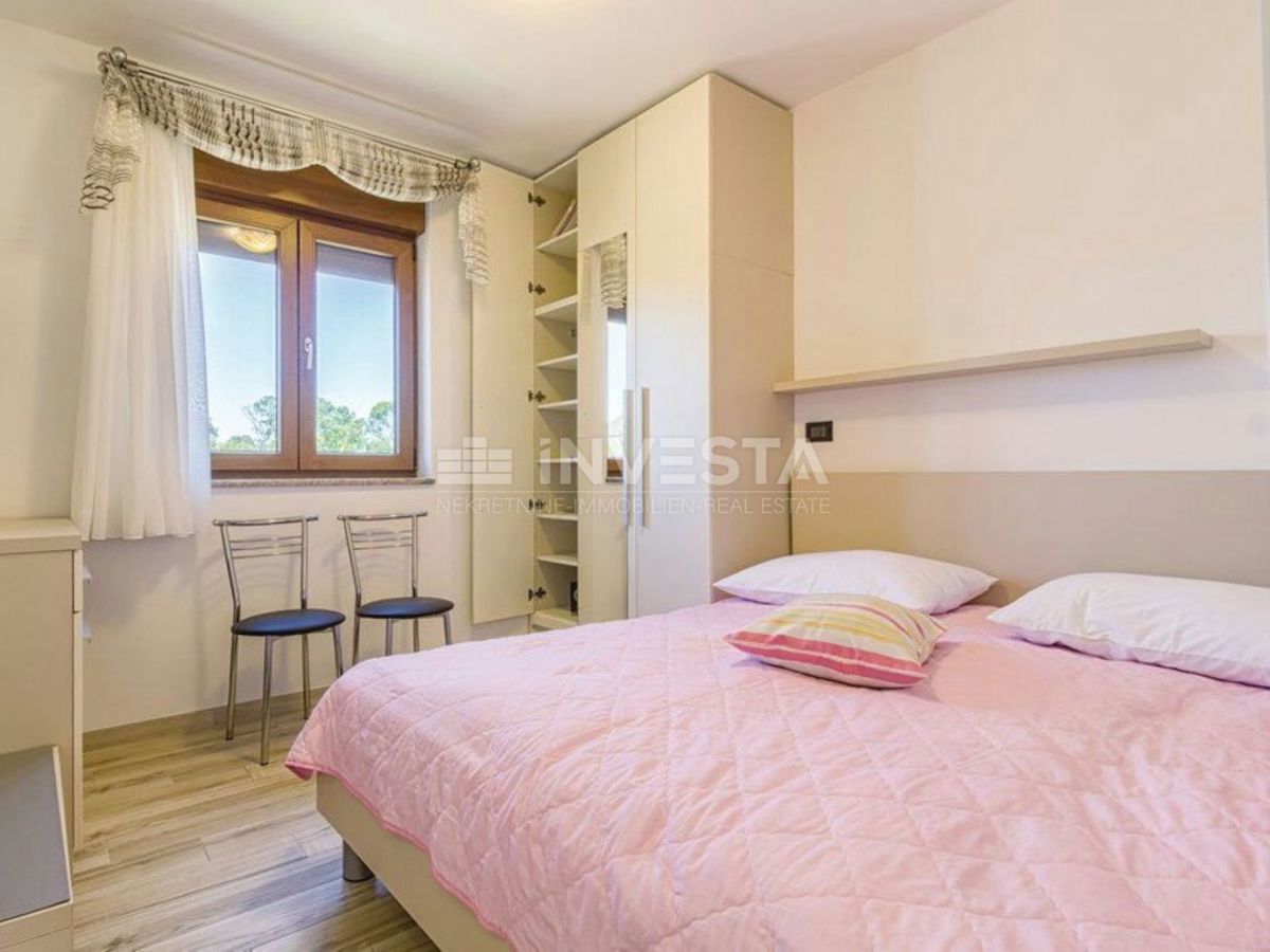 Pula, Villa moderna con piscina, a 5 km dal mare