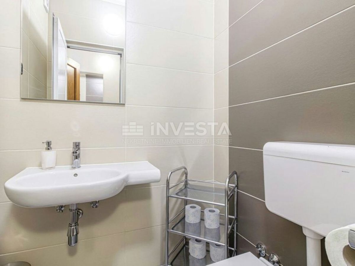 Pula, Villa moderna con piscina, a 5 km dal mare