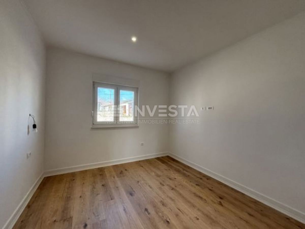 Dintorni di Rovigno, casa a piano terra a basso consumo energetico con piscina