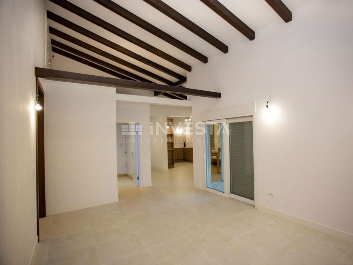 Dintorni di Rovigno, casa a piano terra a basso consumo energetico con piscina