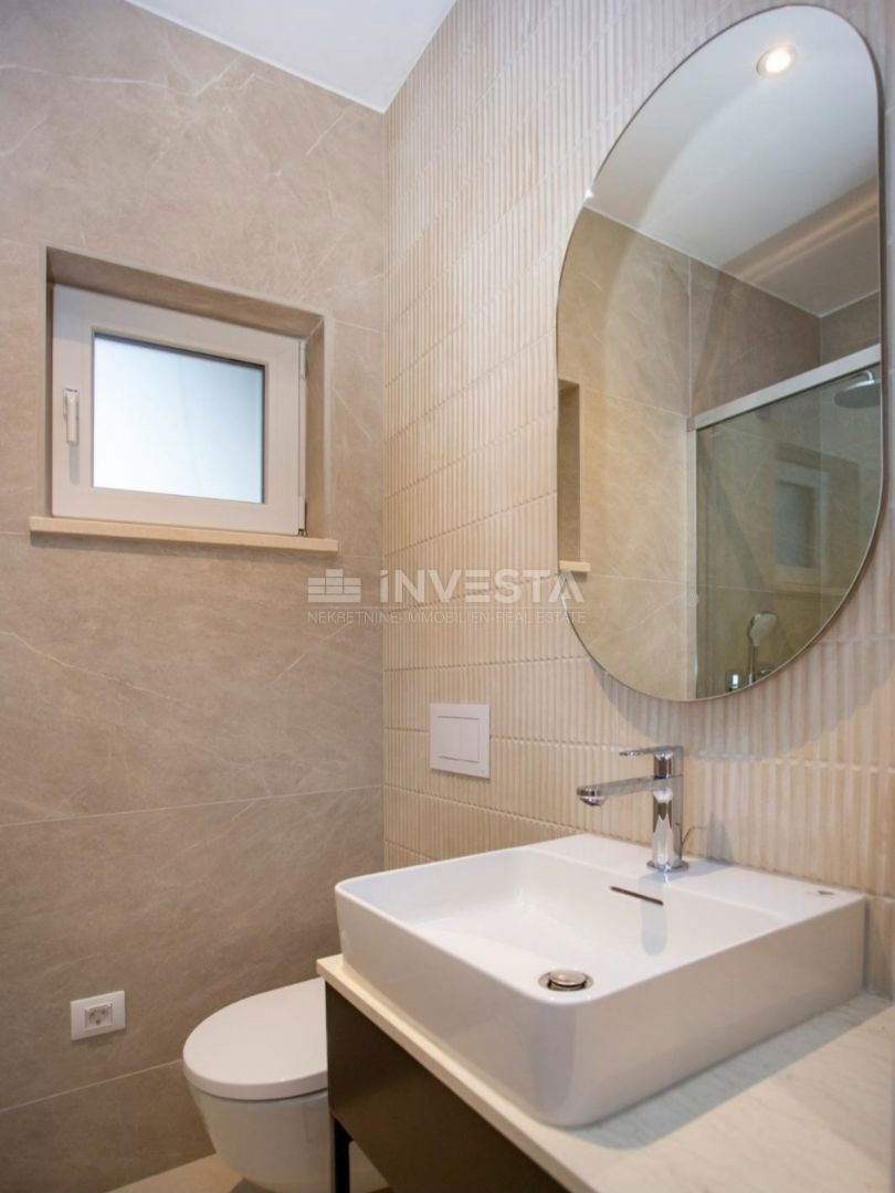 Dintorni di Rovigno, casa a piano terra a basso consumo energetico con piscina