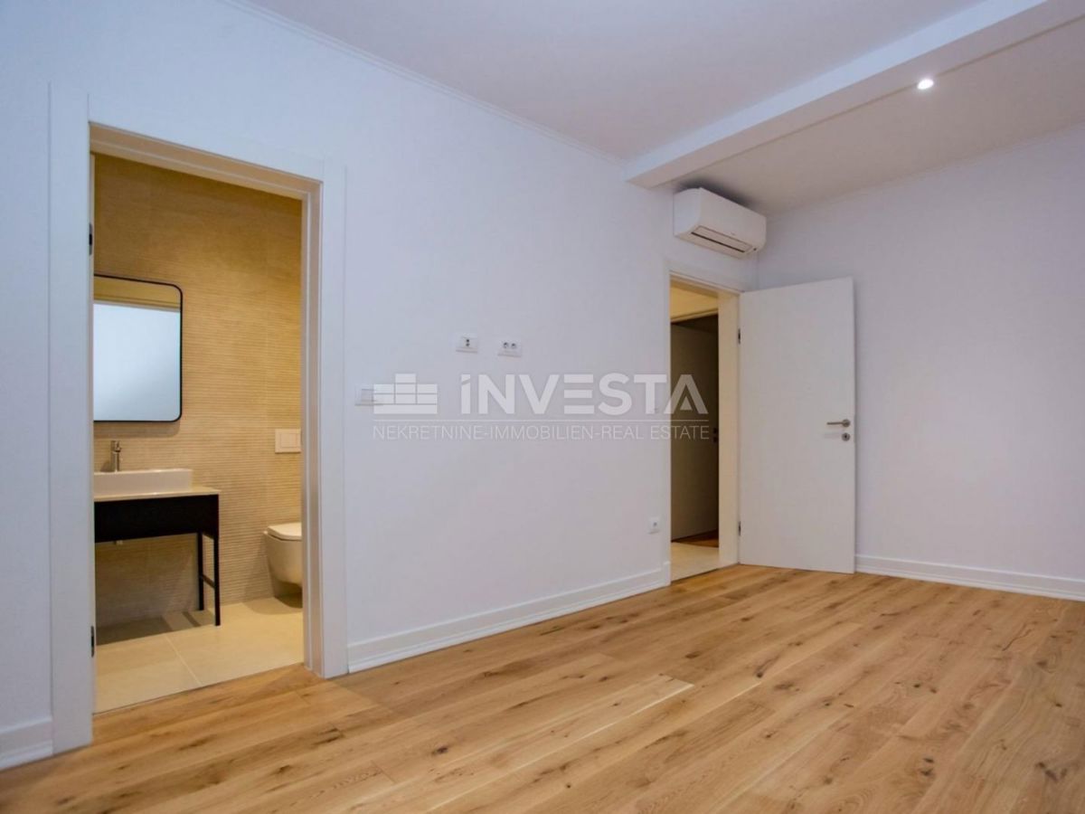 Dintorni di Rovigno, casa a piano terra a basso consumo energetico con piscina