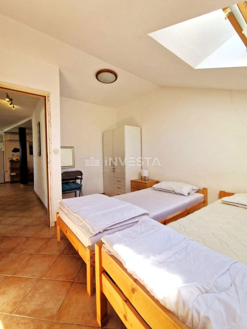 Pola Conveniente – vicino al centro città, zona tranquilla, appartamento con 3 camere