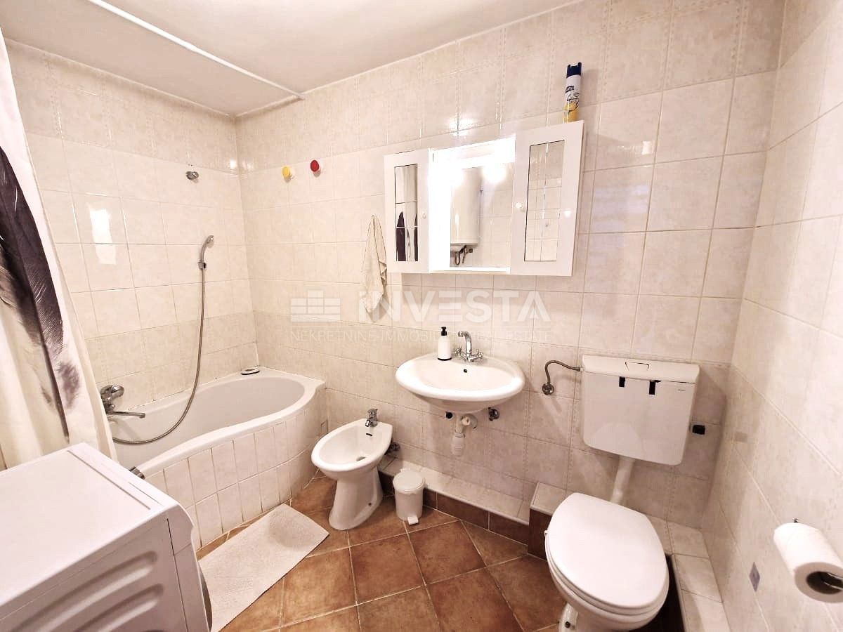 Pola Conveniente – vicino al centro città, zona tranquilla, appartamento con 3 camere