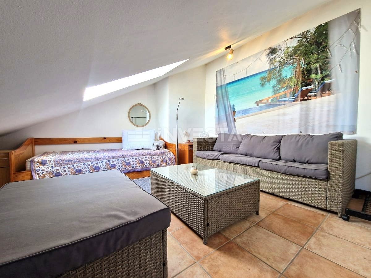 Pola Conveniente – vicino al centro città, zona tranquilla, appartamento con 3 camere