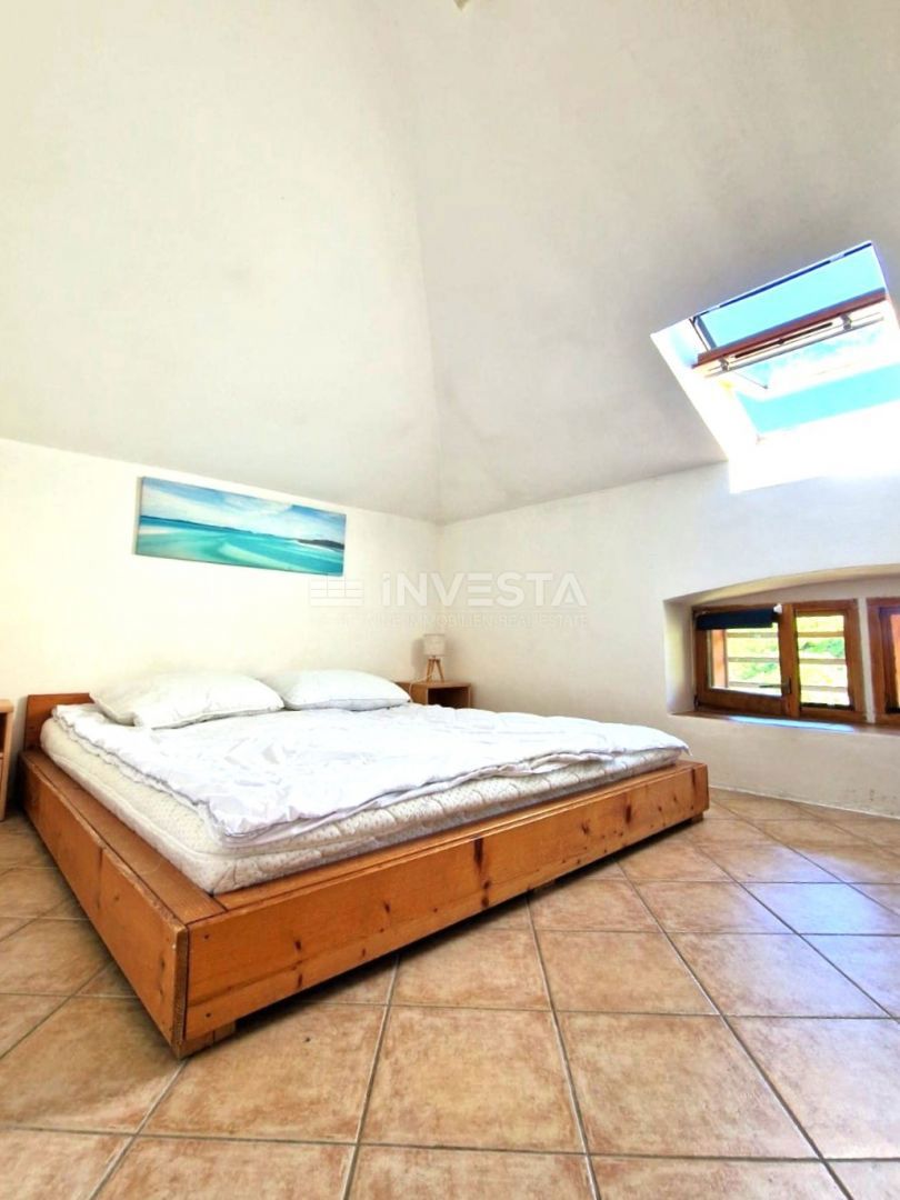 Pola Conveniente – vicino al centro città, zona tranquilla, appartamento con 3 camere