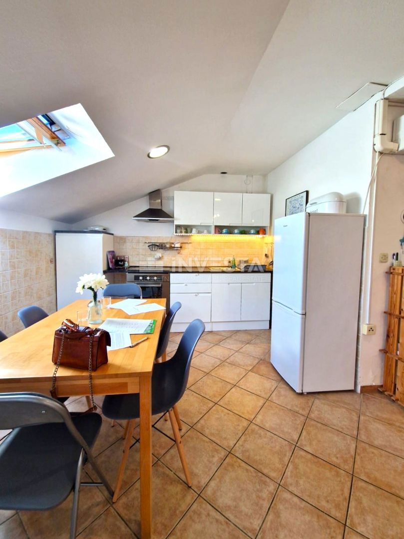 Pola Conveniente – vicino al centro città, zona tranquilla, appartamento con 3 camere