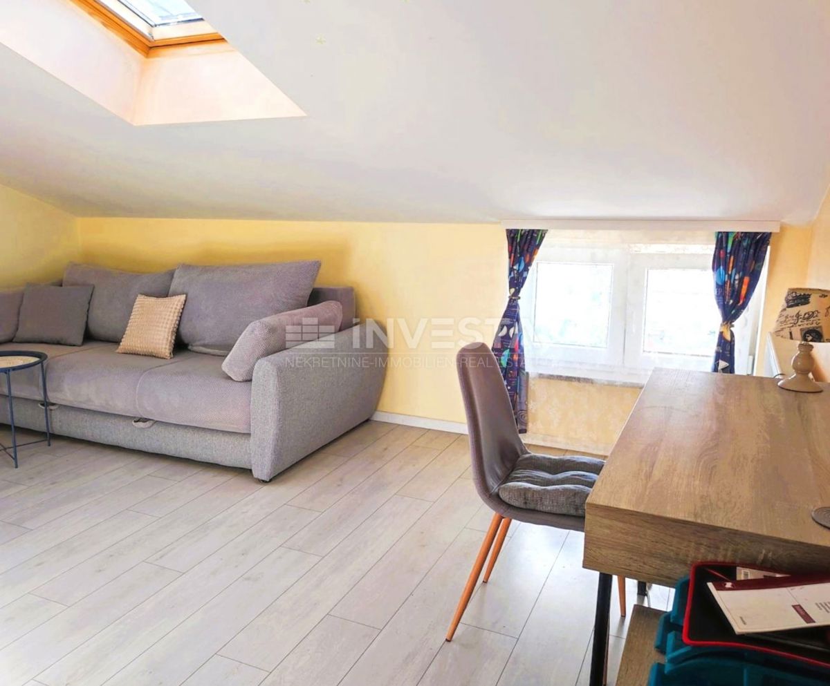 Appartamento – 3 camere da letto, 2 bagni, parcheggio, certificato di agibilità, ascensore