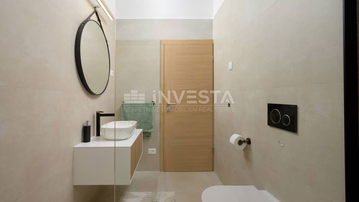 Villa moderna con piscina e privacy – vicino a Rovigno