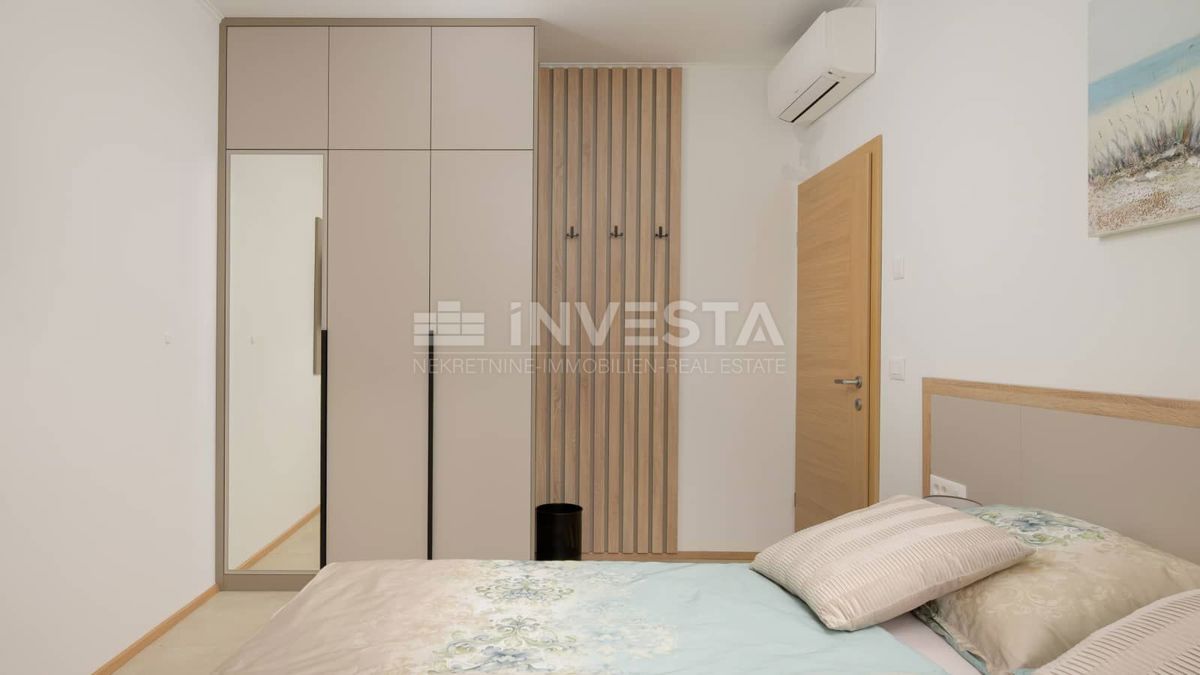 Villa moderna con piscina e privacy – vicino a Rovigno