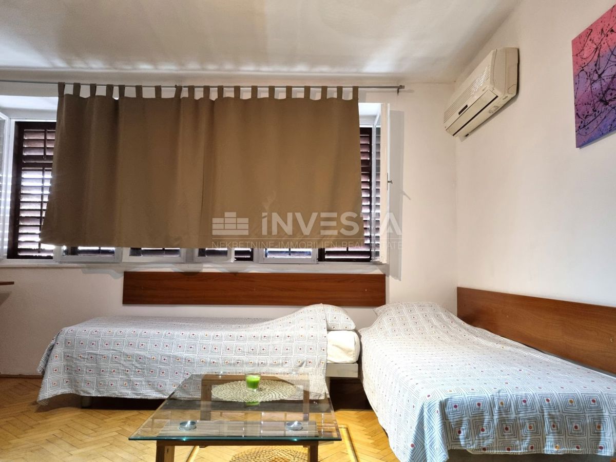 Pola, centro storico – casa con 3 appartamenti + locale commerciale, vista mare