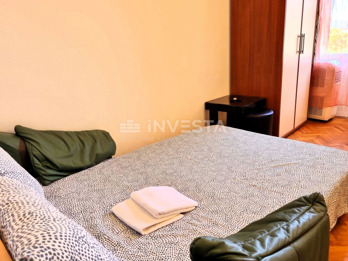 Pola, centro storico – casa con 3 appartamenti + locale commerciale, vista mare