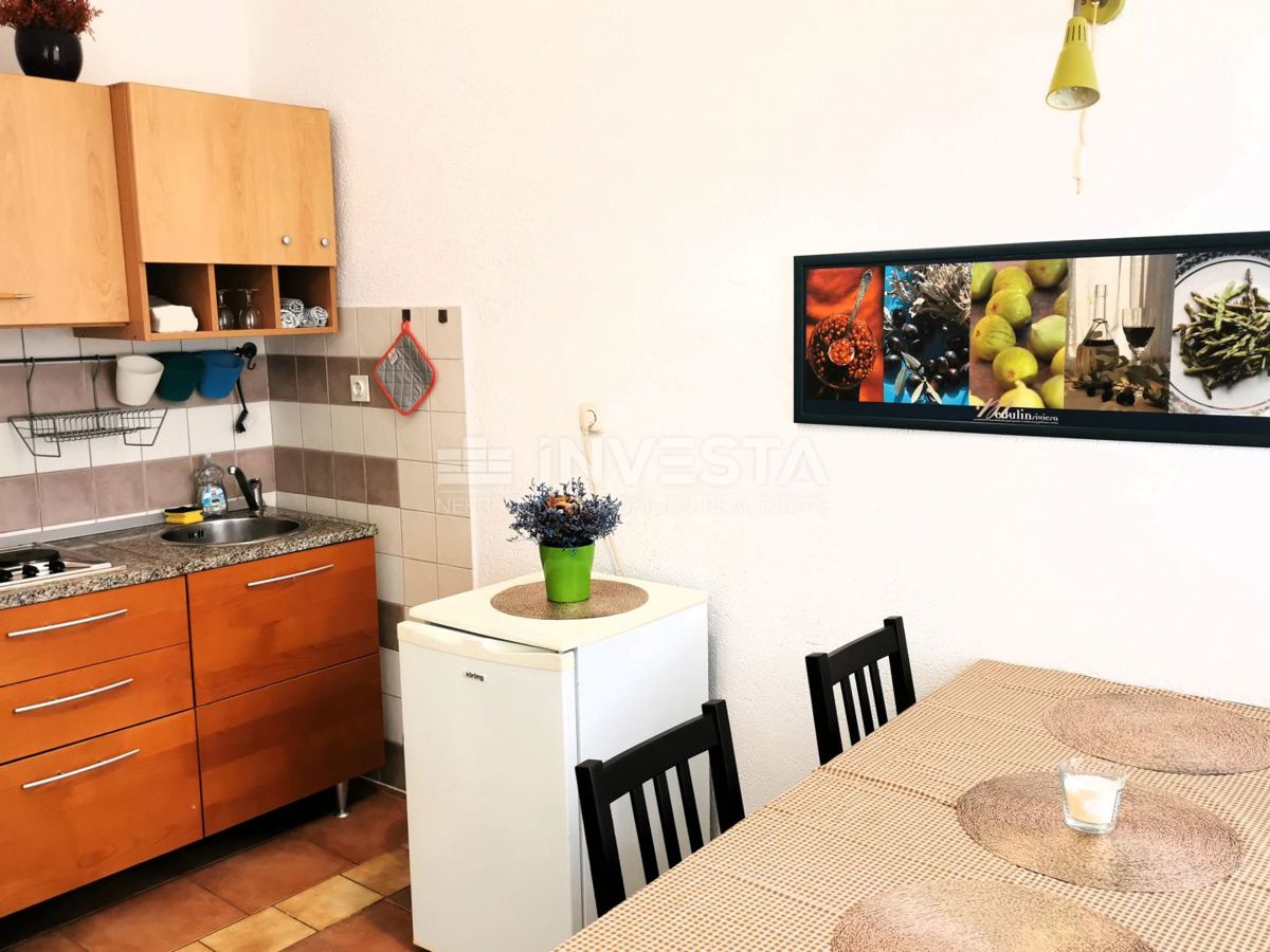 Pola, centro storico – casa con 3 appartamenti + locale commerciale, vista mare