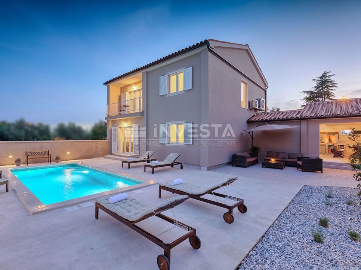 Pola, Štinjan, villa perfetta per casa e vacanze