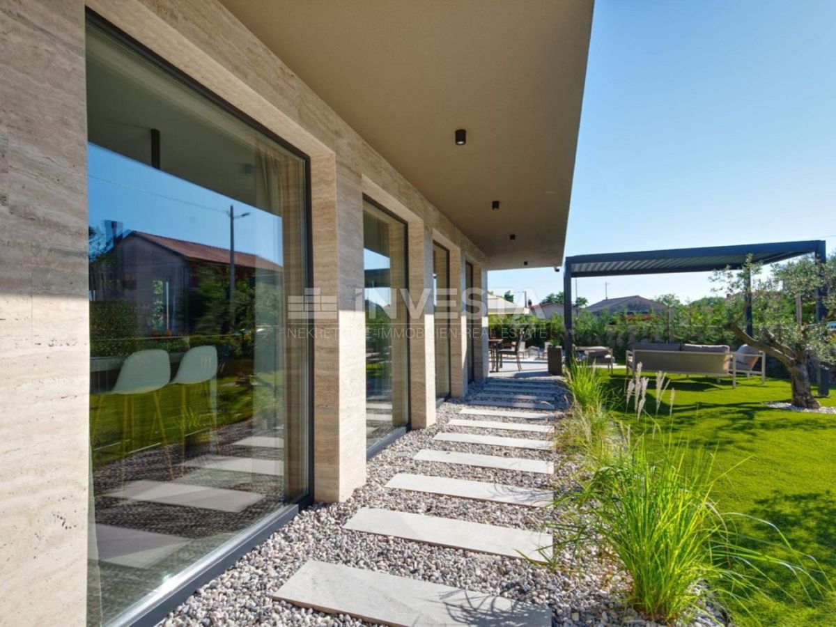 Villa moderna con piscina a Marčana – pace e comfort vicino a Pola